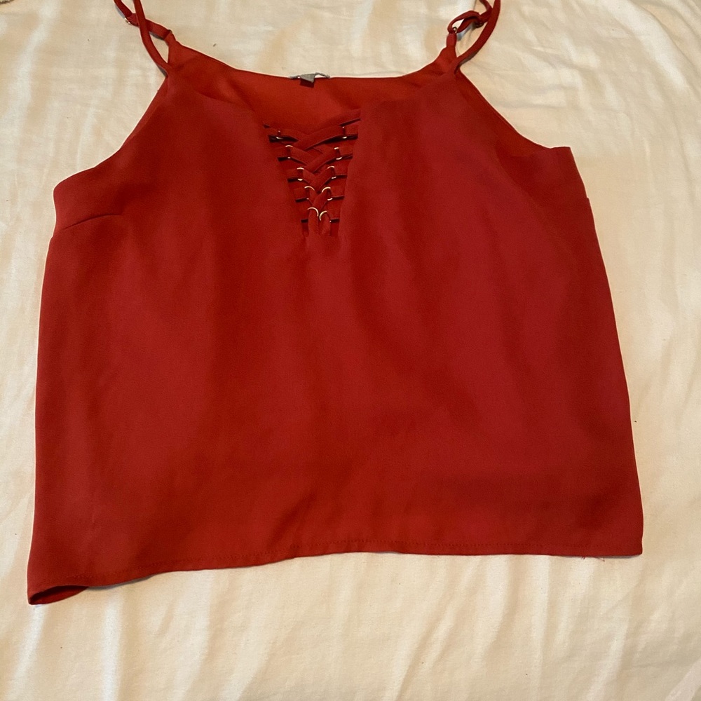 orange / red tank top